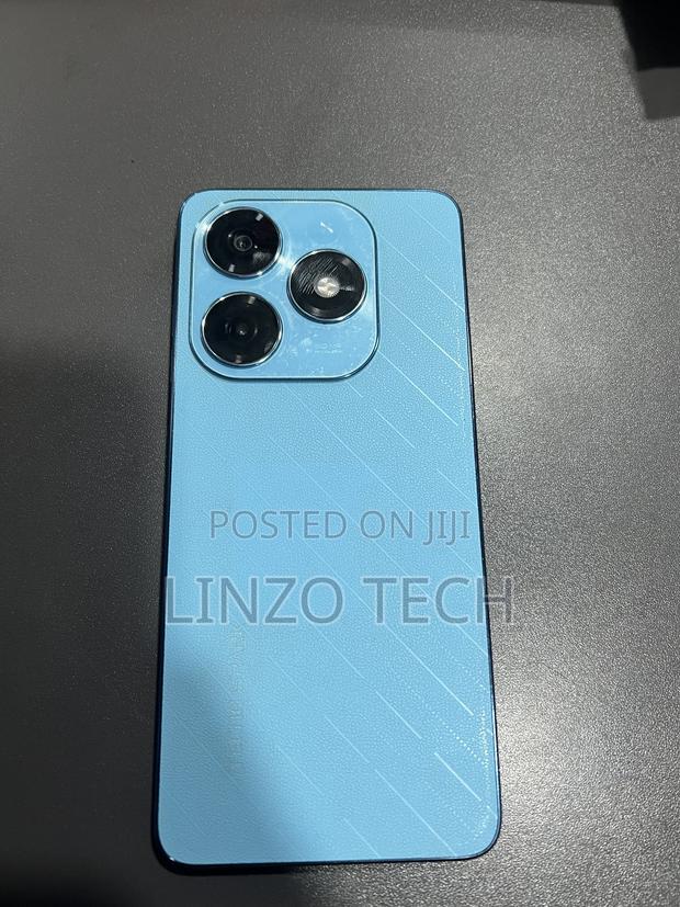 Tecno Spark 20 128 GB Blue