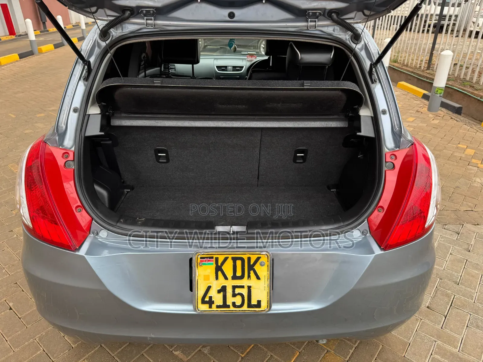 Suzuki Swift 2015 Silver