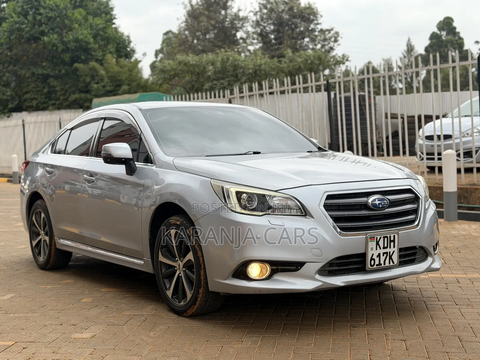 Subaru Legacy 2.5i Limited 4dr Sedan AWD (2.5L 4cyl CVT) 2014 Silver