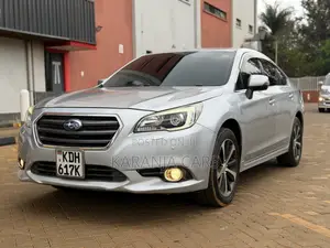 Subaru Legacy 2.5i Limited 4dr Sedan AWD (2.5L 4cyl CVT) 2014 Silver