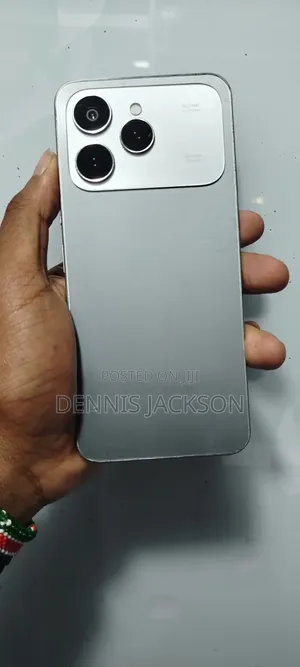 Tecno Spark 40 128 GB Gray