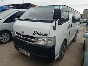 Toyota HiAce 2012 White