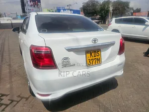 Toyota Axio 1.5 G 2WD 2017 White