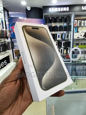 New Apple iPhone 15 Pro Max 256 GB Blue