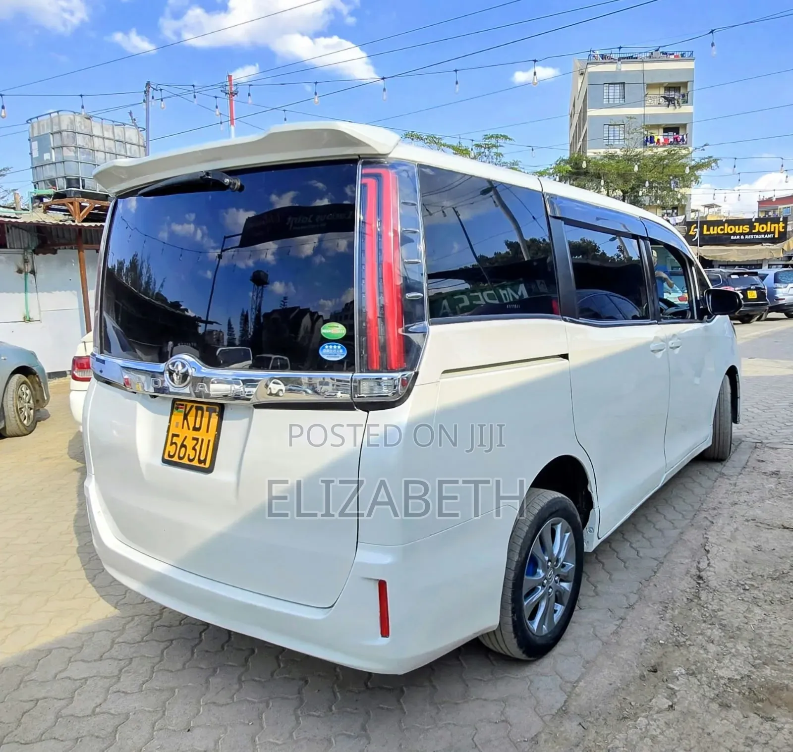 Toyota Noah 2019 Pearl