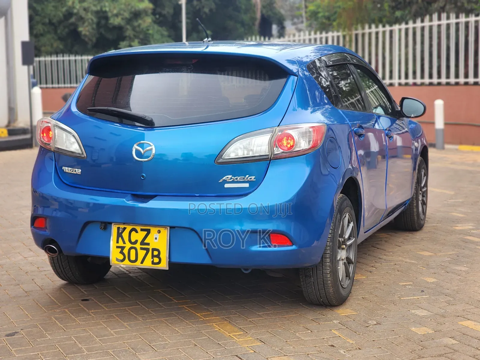 Mazda Axela 2012 Blue