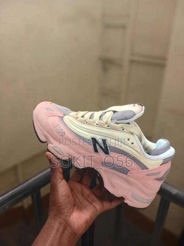 New Balance 1000