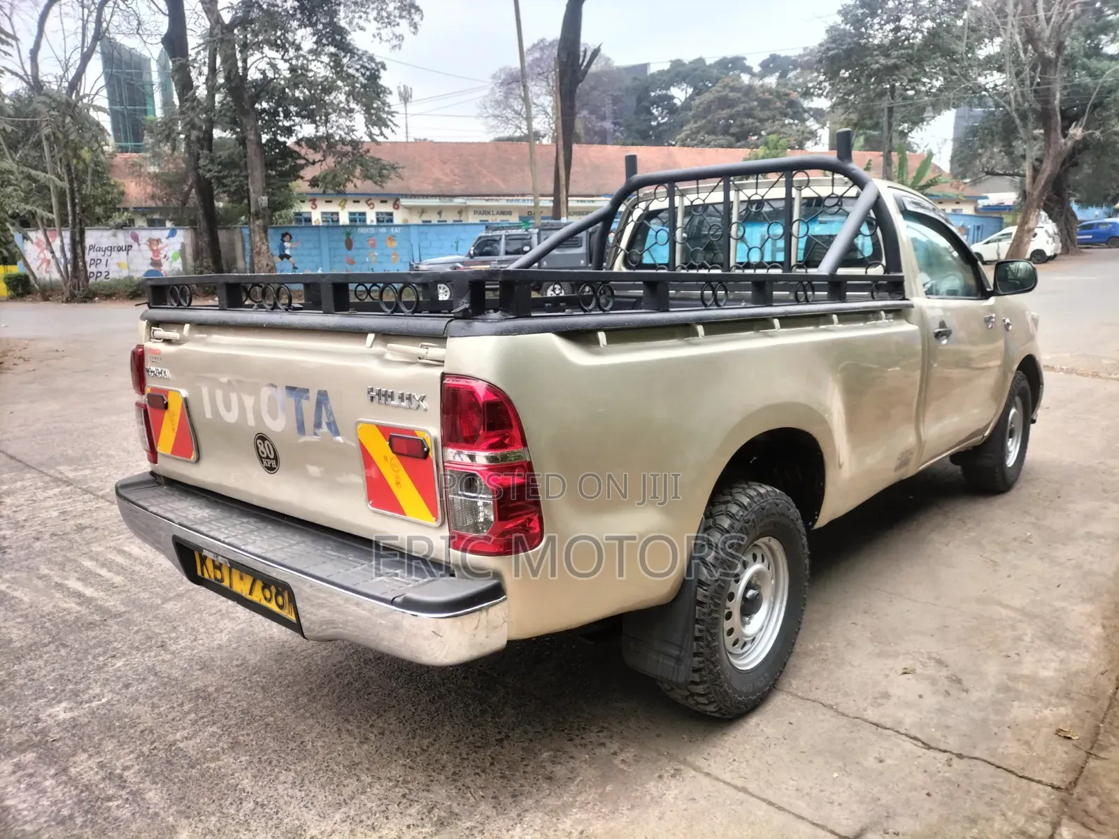 Toyota Hilux 2014 Gold