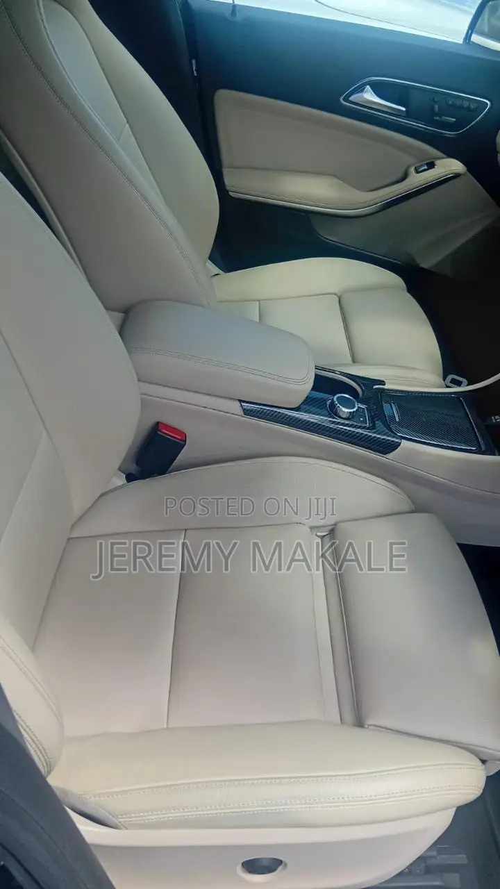 Mercedes-Benz CLA-Class CLA 180 Sedan 2018 Black