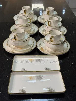 32pcs Elegant European Porcelain Dinner Set