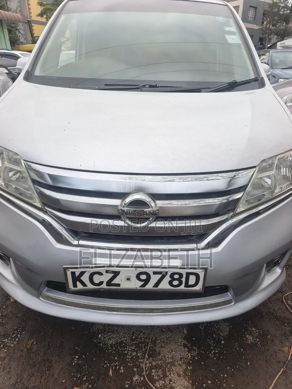 Nissan Serena 2013 Silver