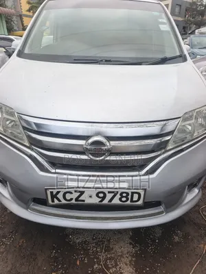 Nissan Serena 2013 Silver
