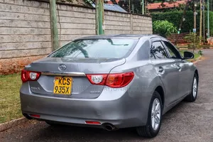 Toyota Mark X 2011 Silver