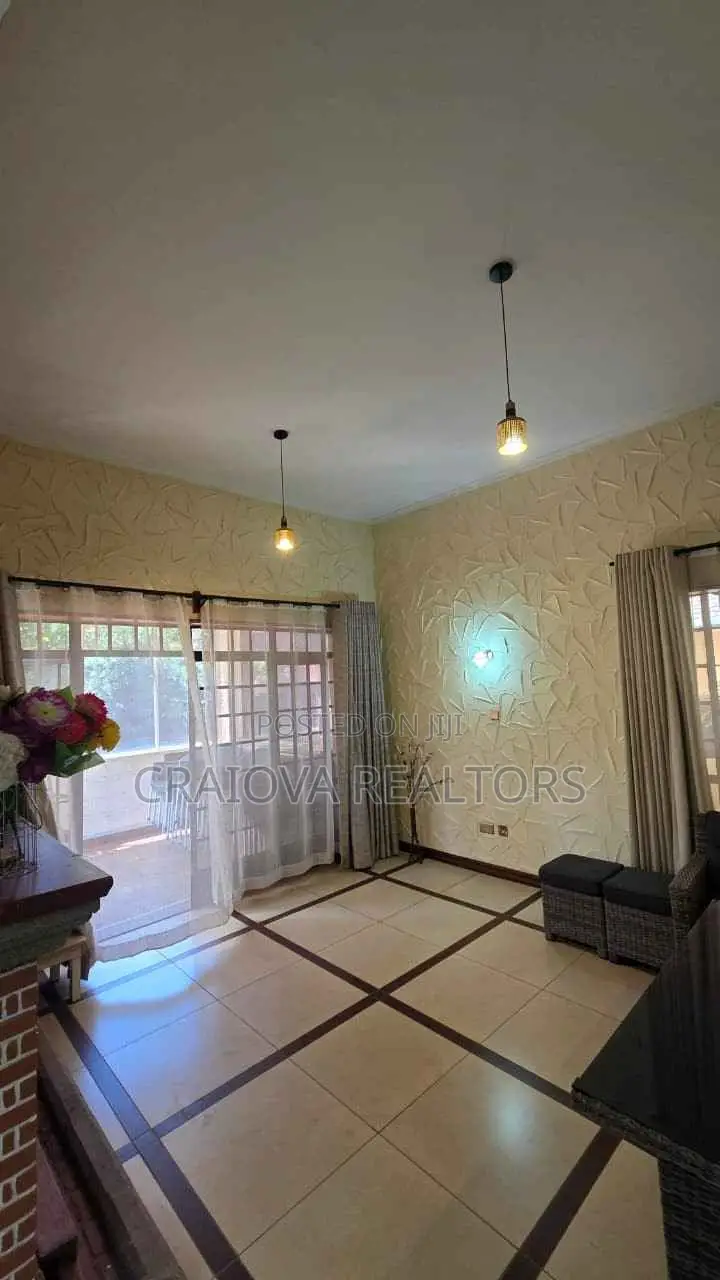 5bdrm Villa in Spring Valley for sale