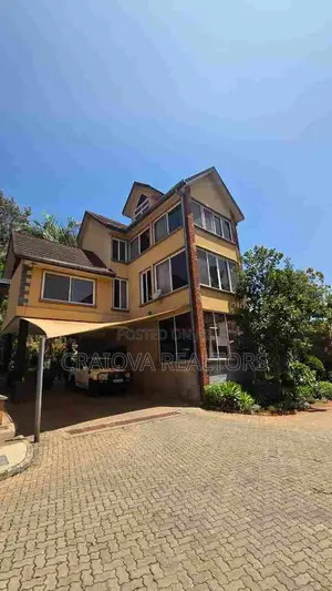 5bdrm Villa in Spring Valley for sale