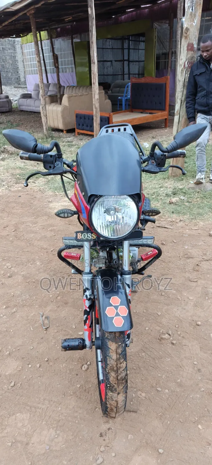 Bajaj Boxer 150 UG 2025 Red
