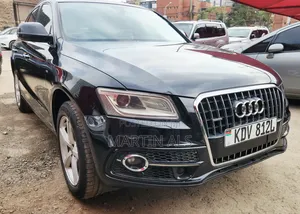 Audi Q5 2.0T Premium AWD quattro 2016 Black