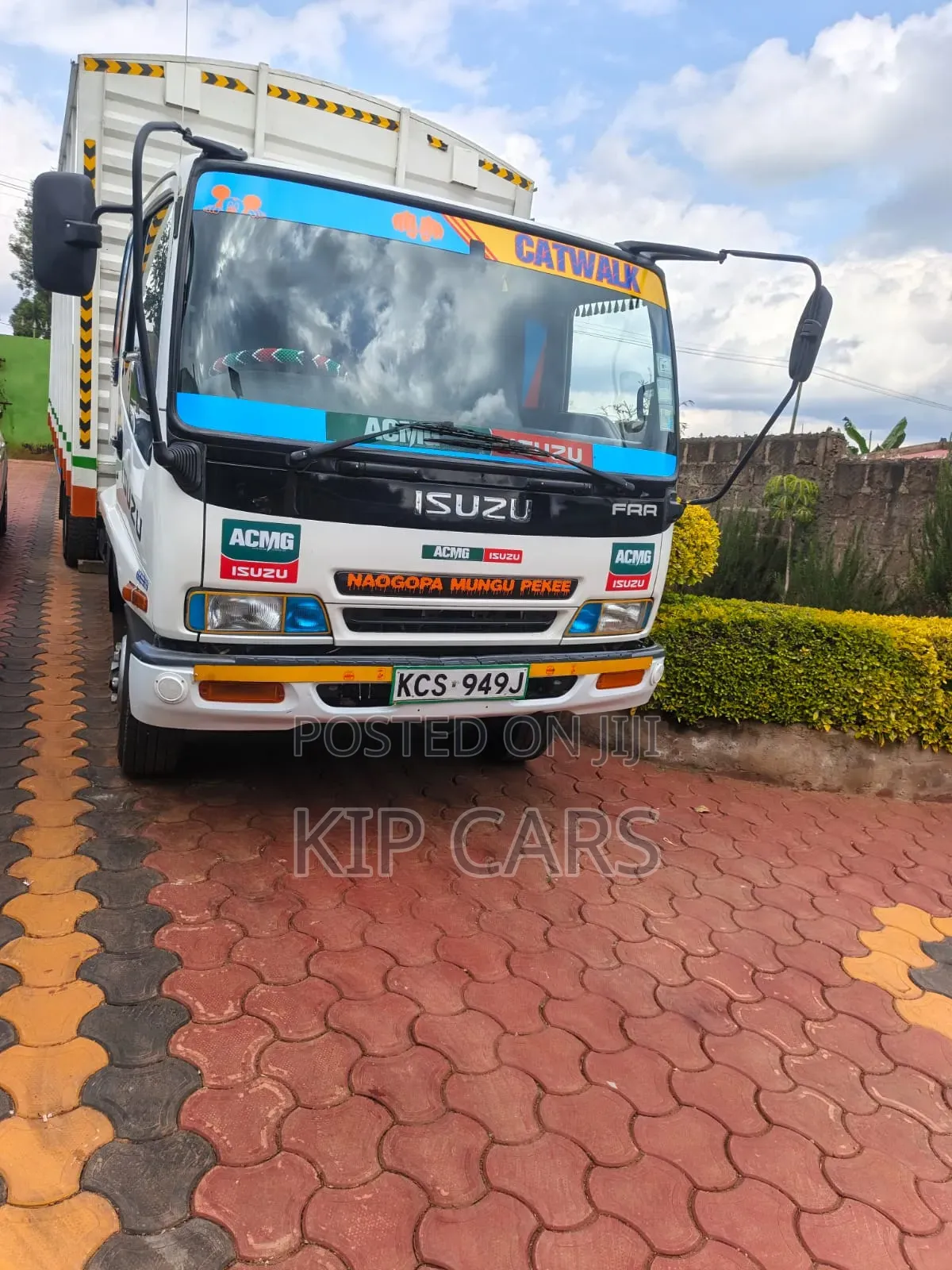 Isuzu Frr33 Coverboard