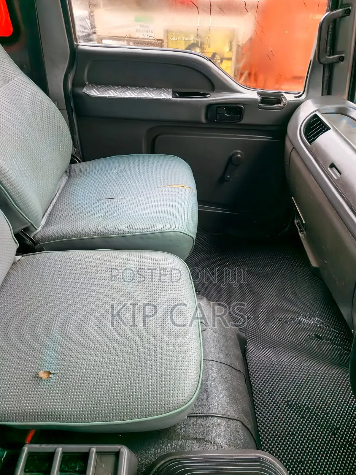 Isuzu Frr33 Coverboard