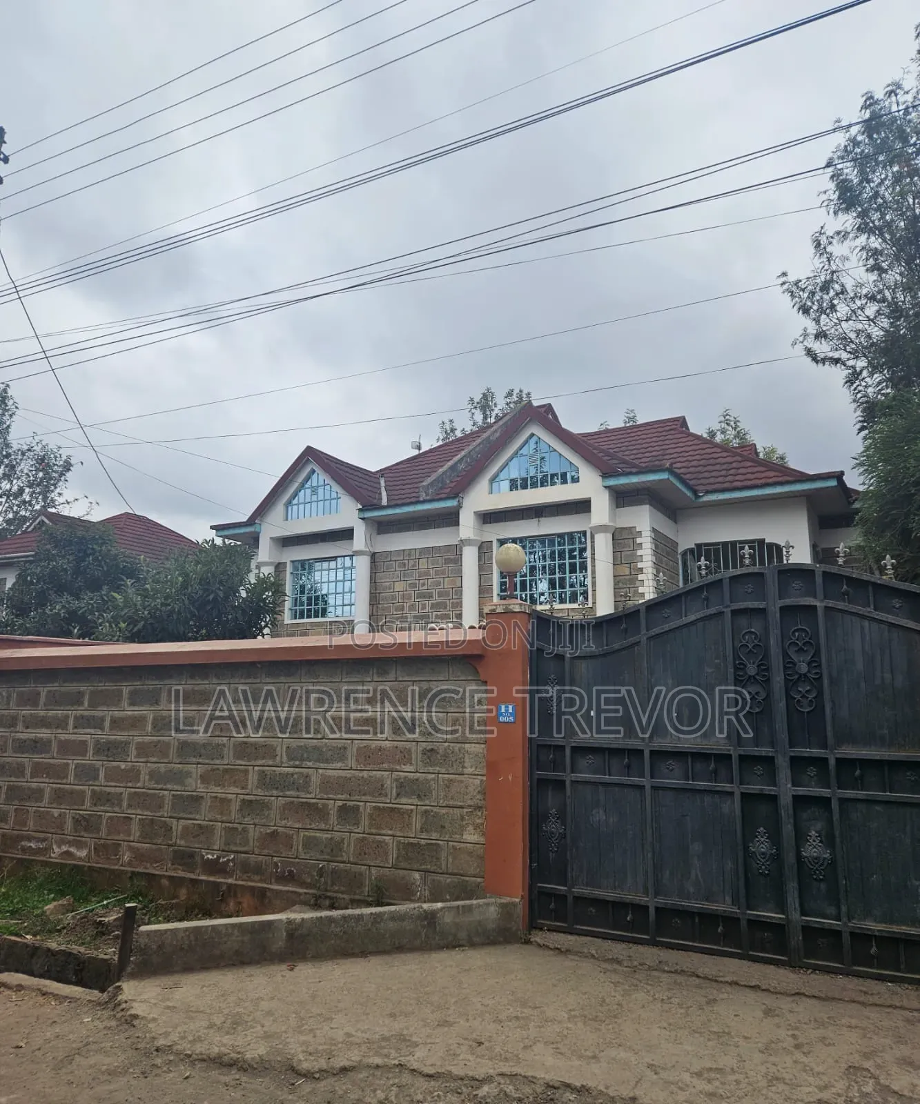 Furnished 4bdrm Mansion in Samburu Close, Nkoroi for sale