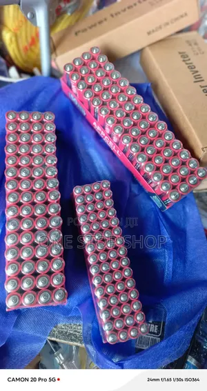 Standard Cylindrical Dry Cell AA 1.5V Batteries