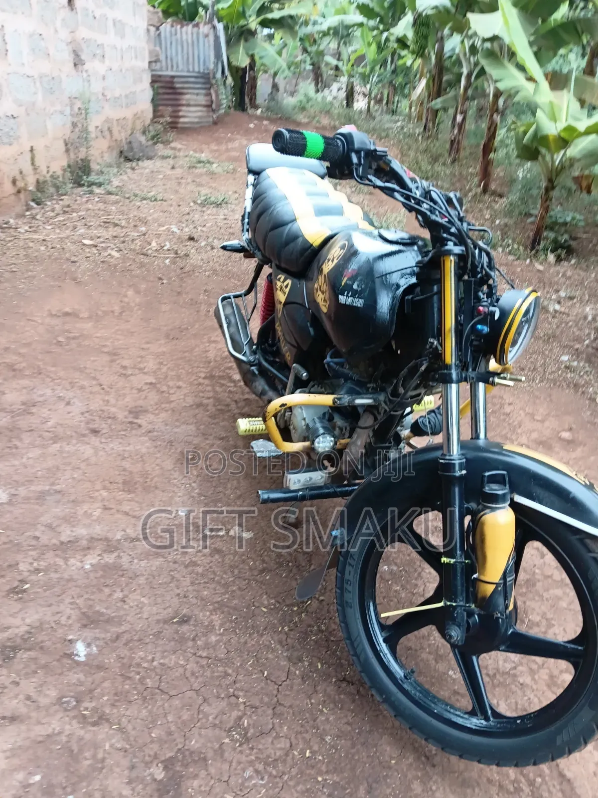 TVS HLX 125 2018 Black