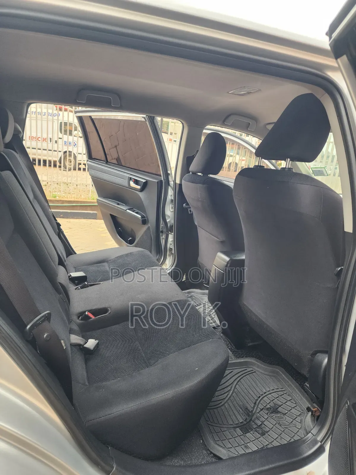 Toyota Corolla Fielder 1.5 Petrol FWD 2014 Silver