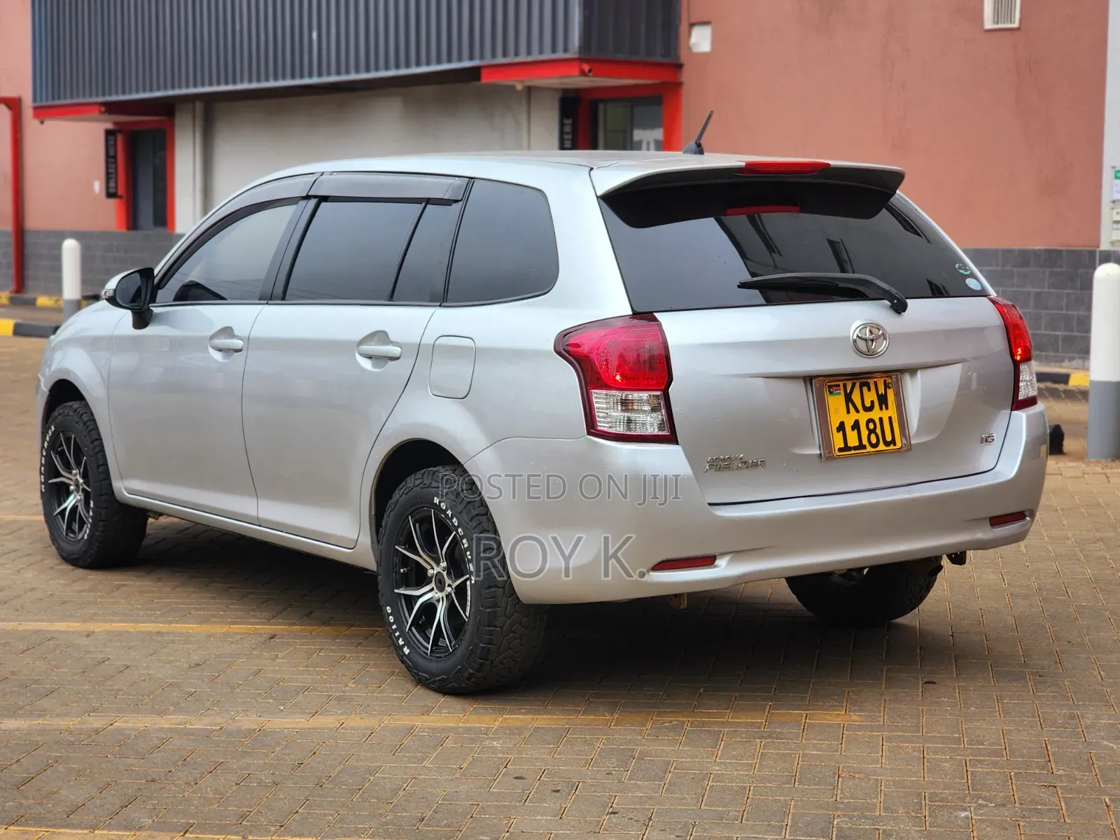 Toyota Corolla Fielder 1.5 Petrol FWD 2014 Silver