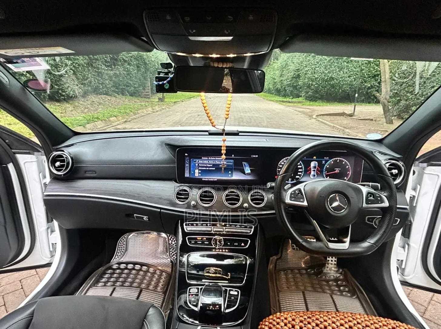 Mercedes-Benz E200 2018 White