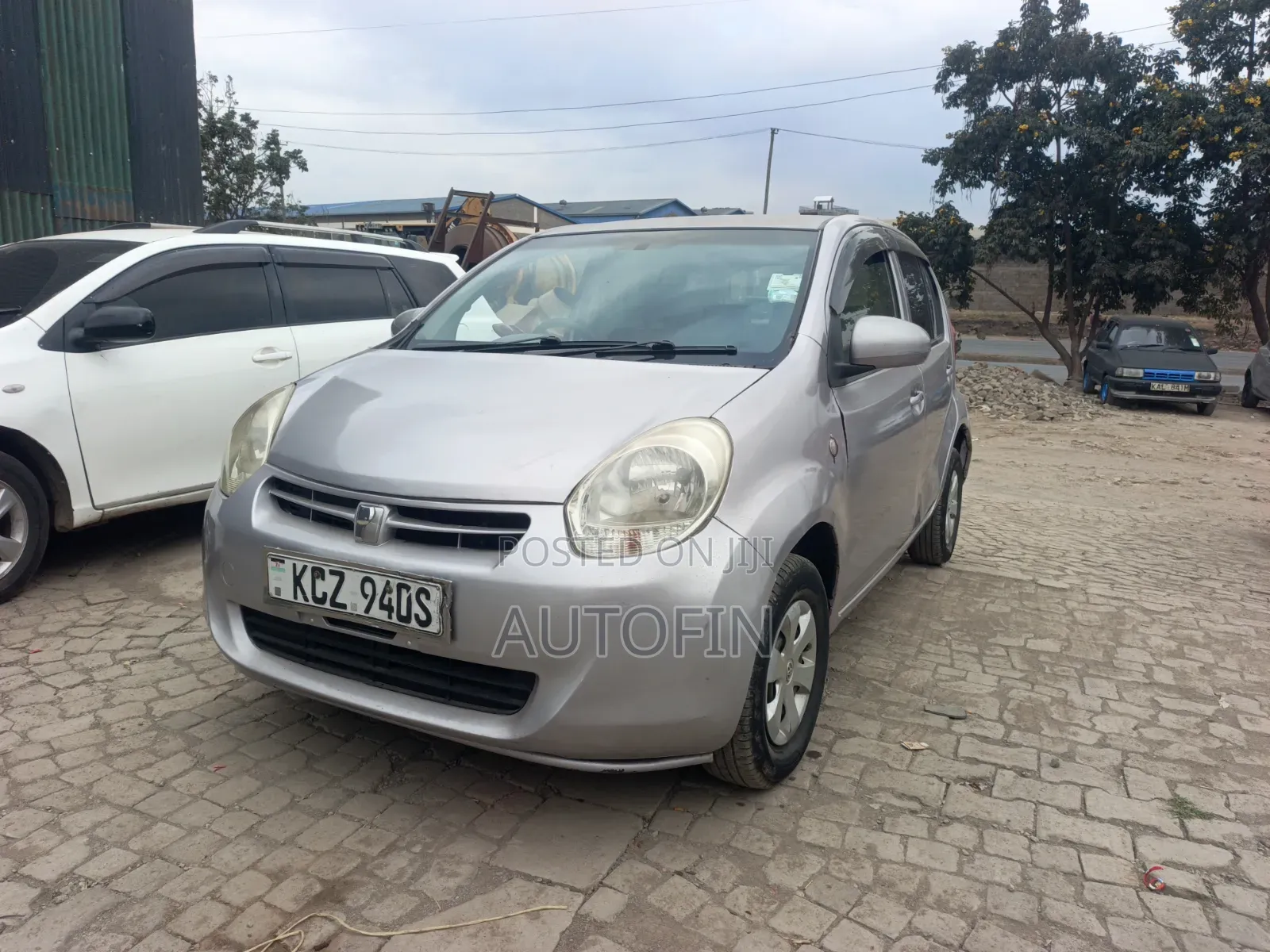 Toyota Passo 1.0 AWD 2012 Silver