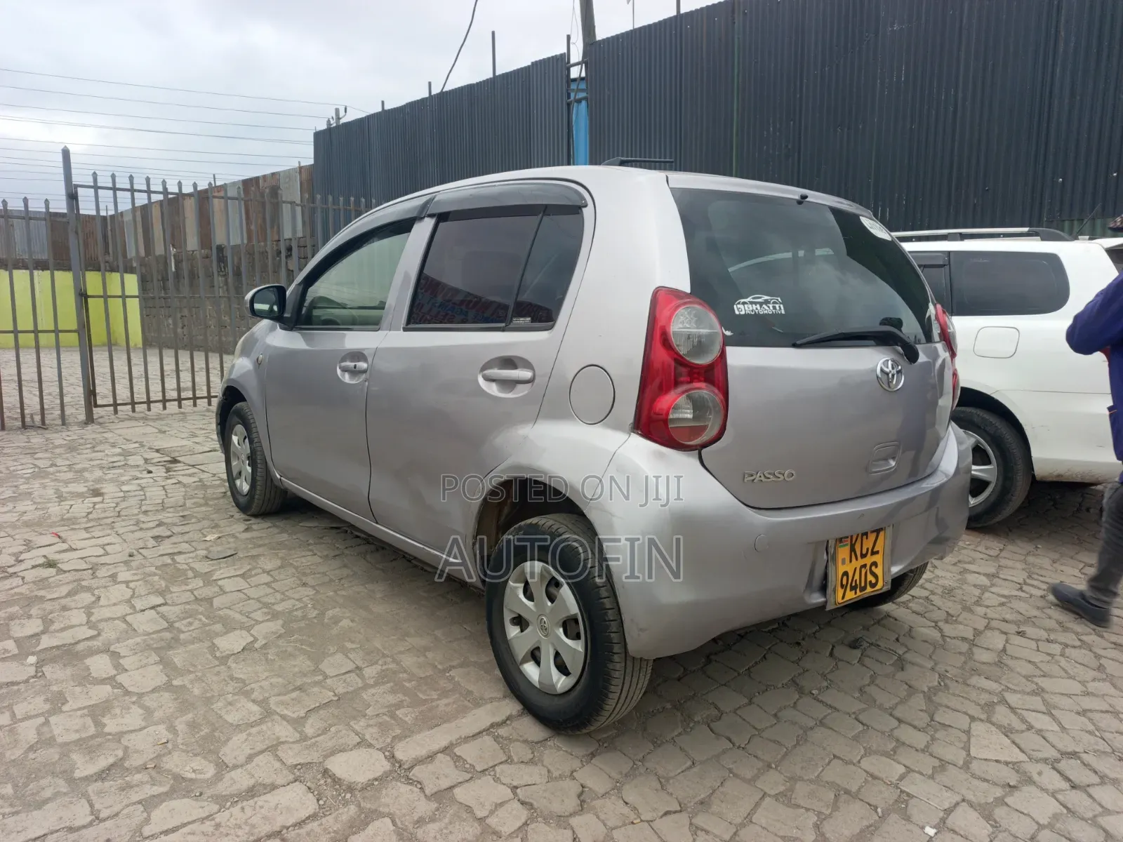 Toyota Passo 1.0 AWD 2012 Silver