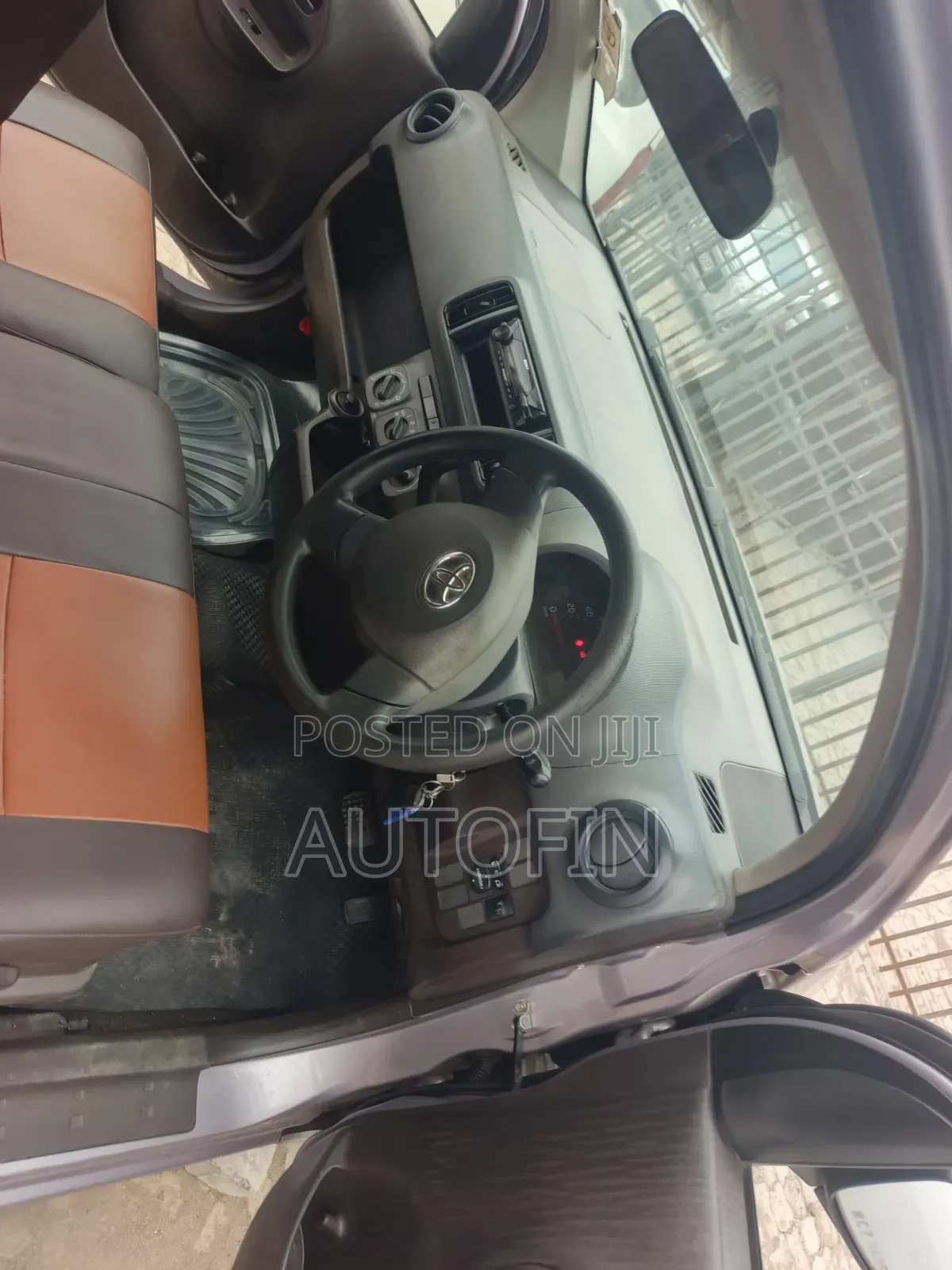 Toyota Passo 1.0 AWD 2012 Silver