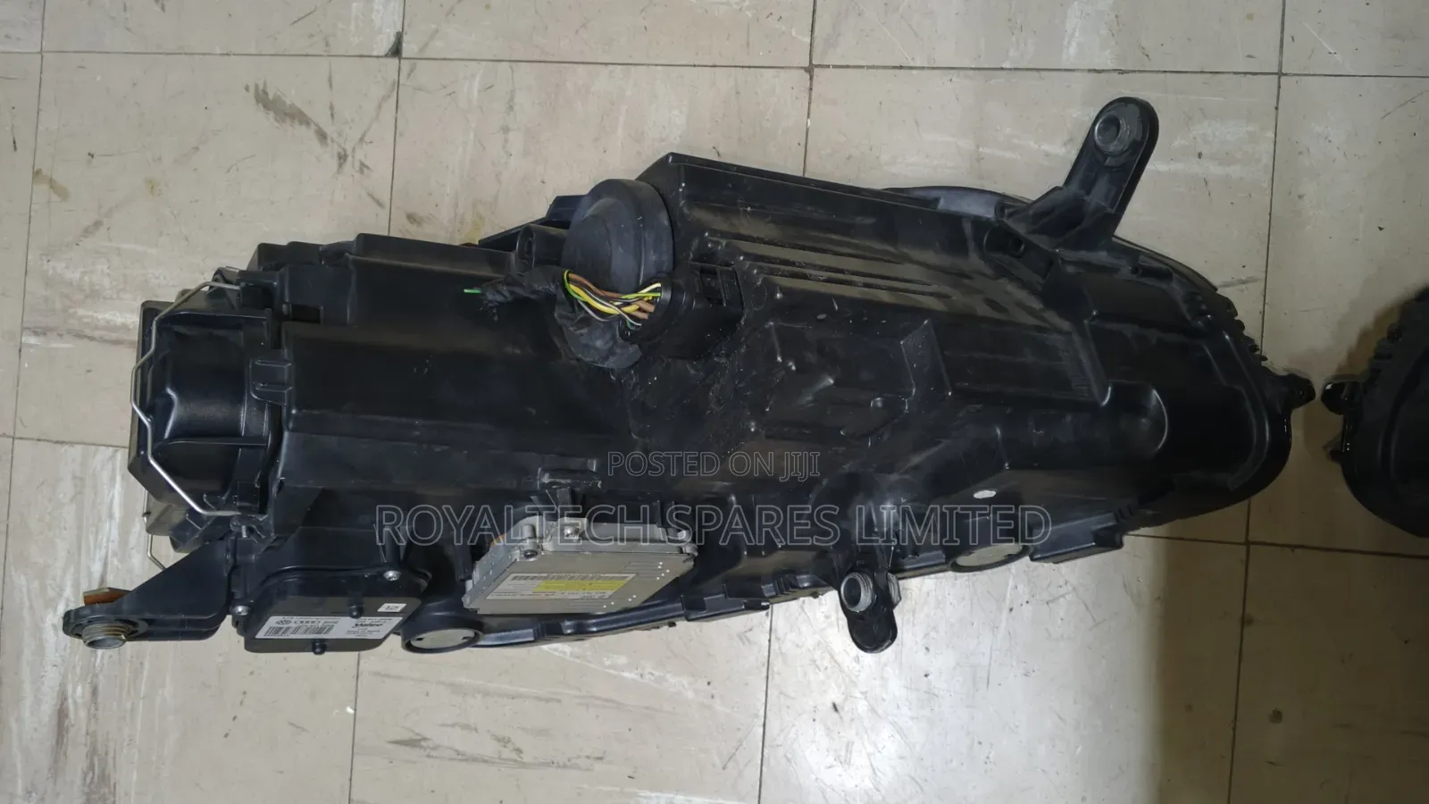 Vw Passat B7 RHS+LHS Headlamp Price of Each