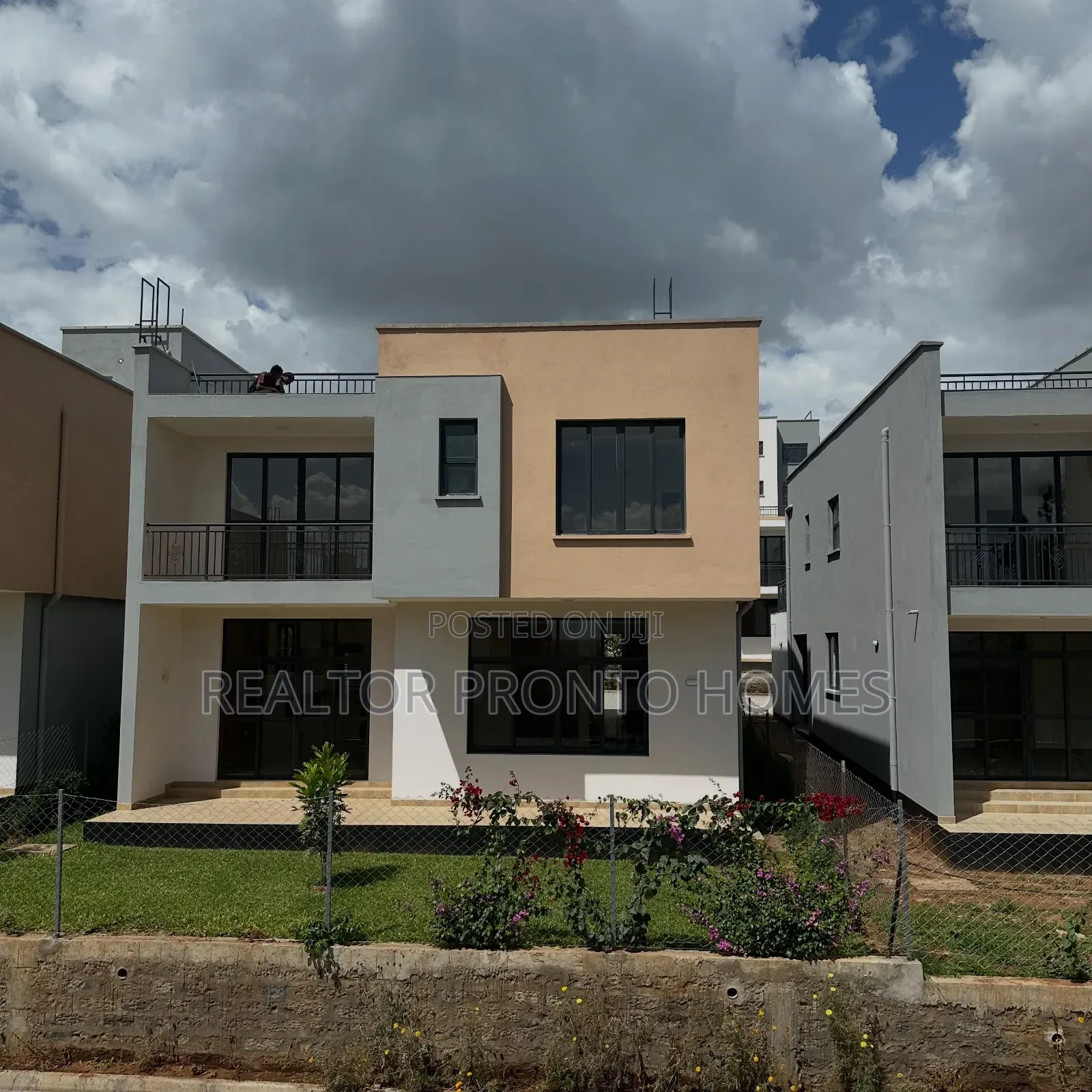 4bdrm Townhouse/Terrace in Syokimau, Gateway Mall Area for sale