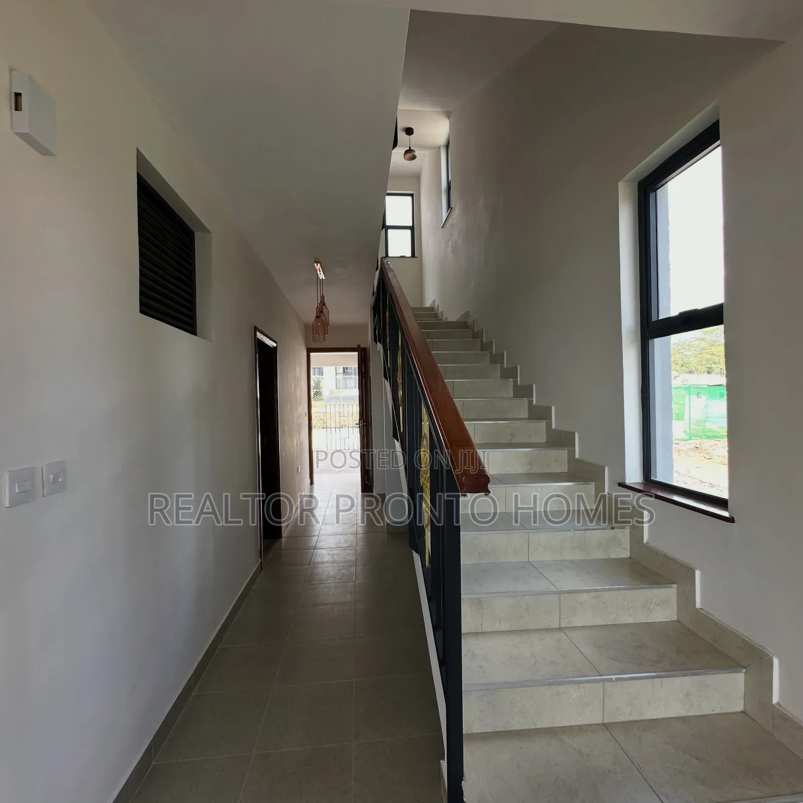 4bdrm Townhouse/Terrace in Syokimau, Gateway Mall Area for sale