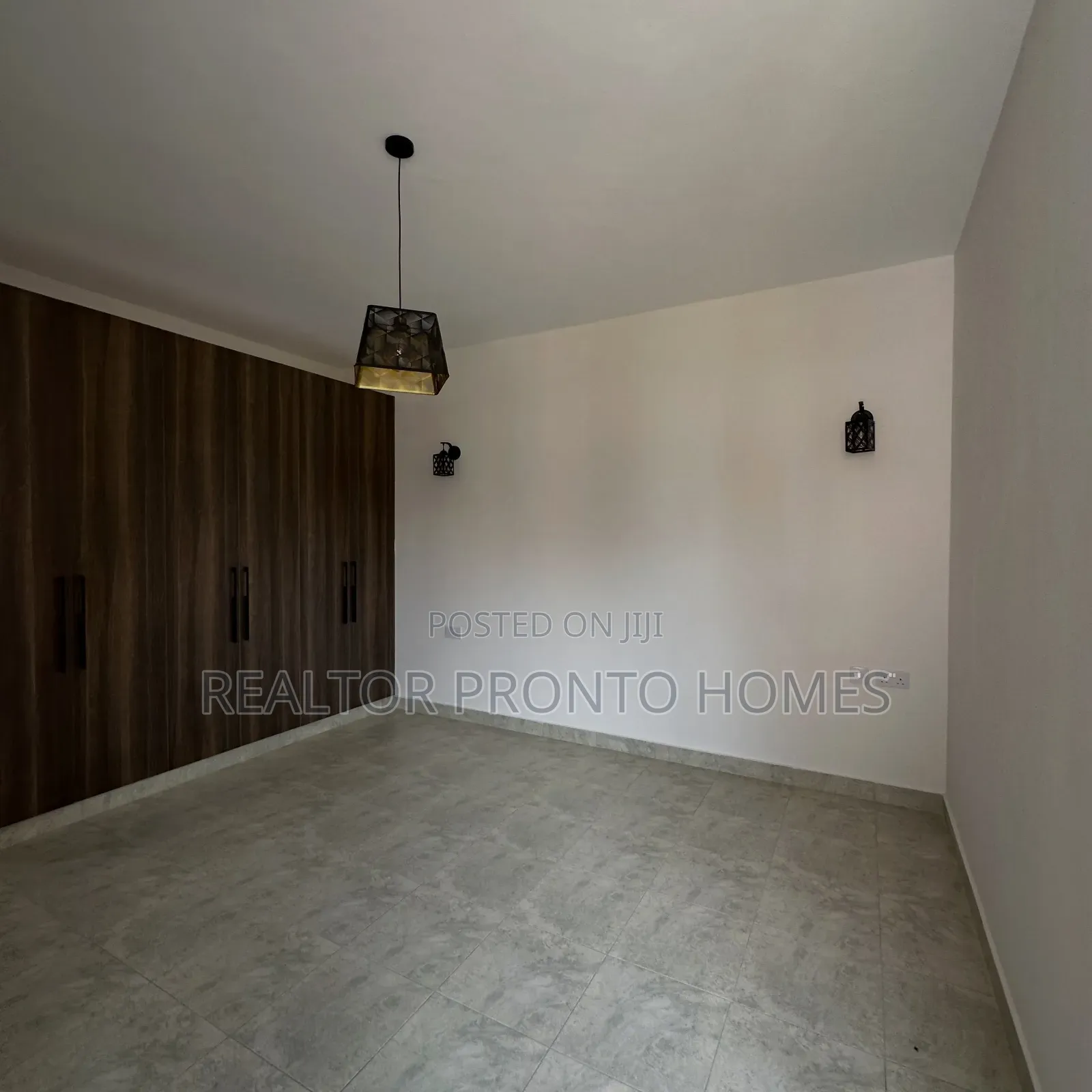 4bdrm Townhouse/Terrace in Syokimau, Gateway Mall Area for sale