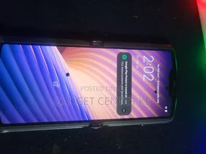 Motorola Razr 5G 256 GB Gray