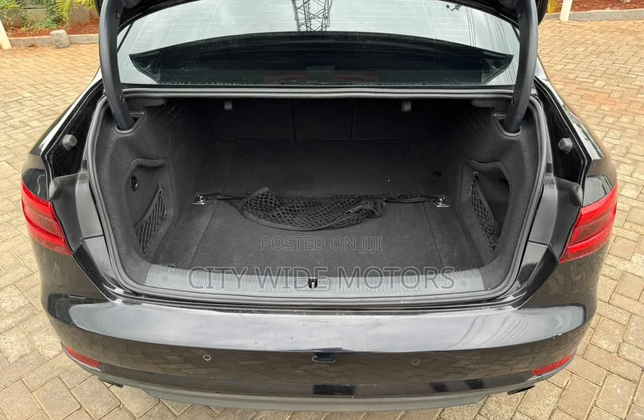 Audi A4 2016 Black