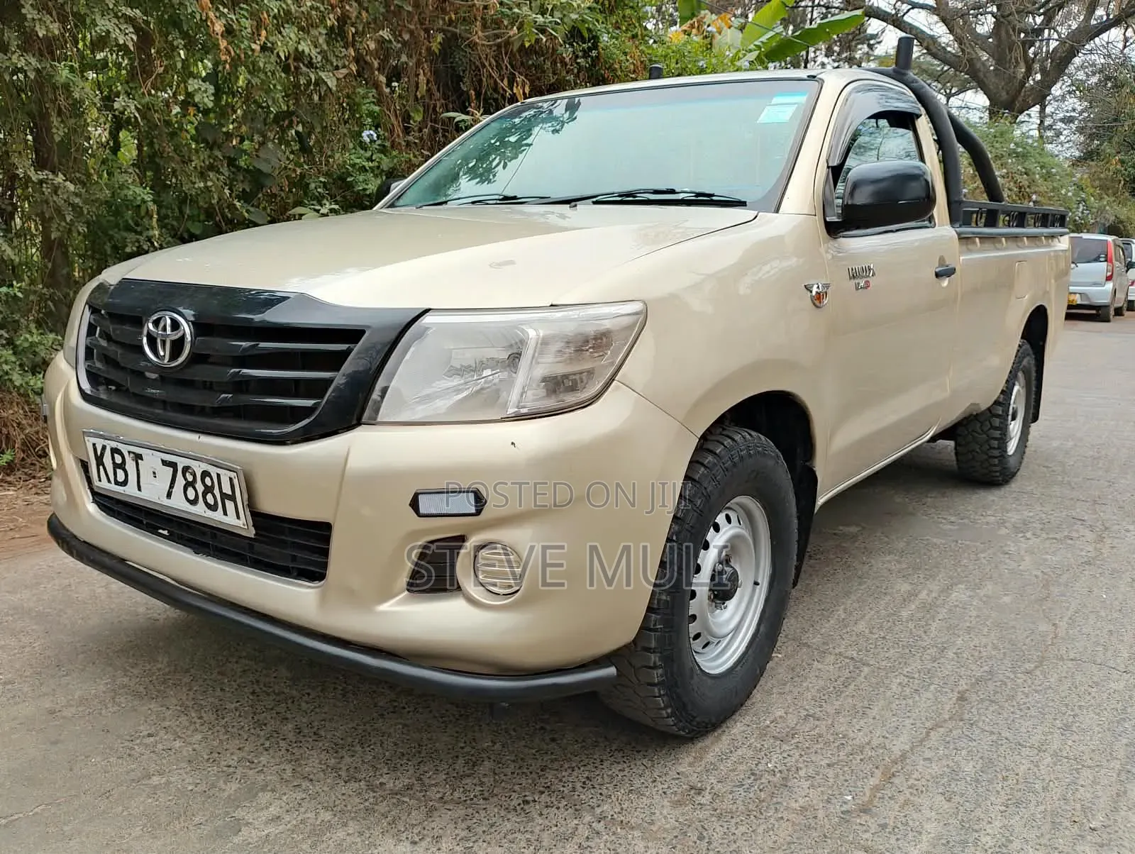 Toyota Hilux 2012 Gold