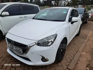 Mazda Demio 2018 White