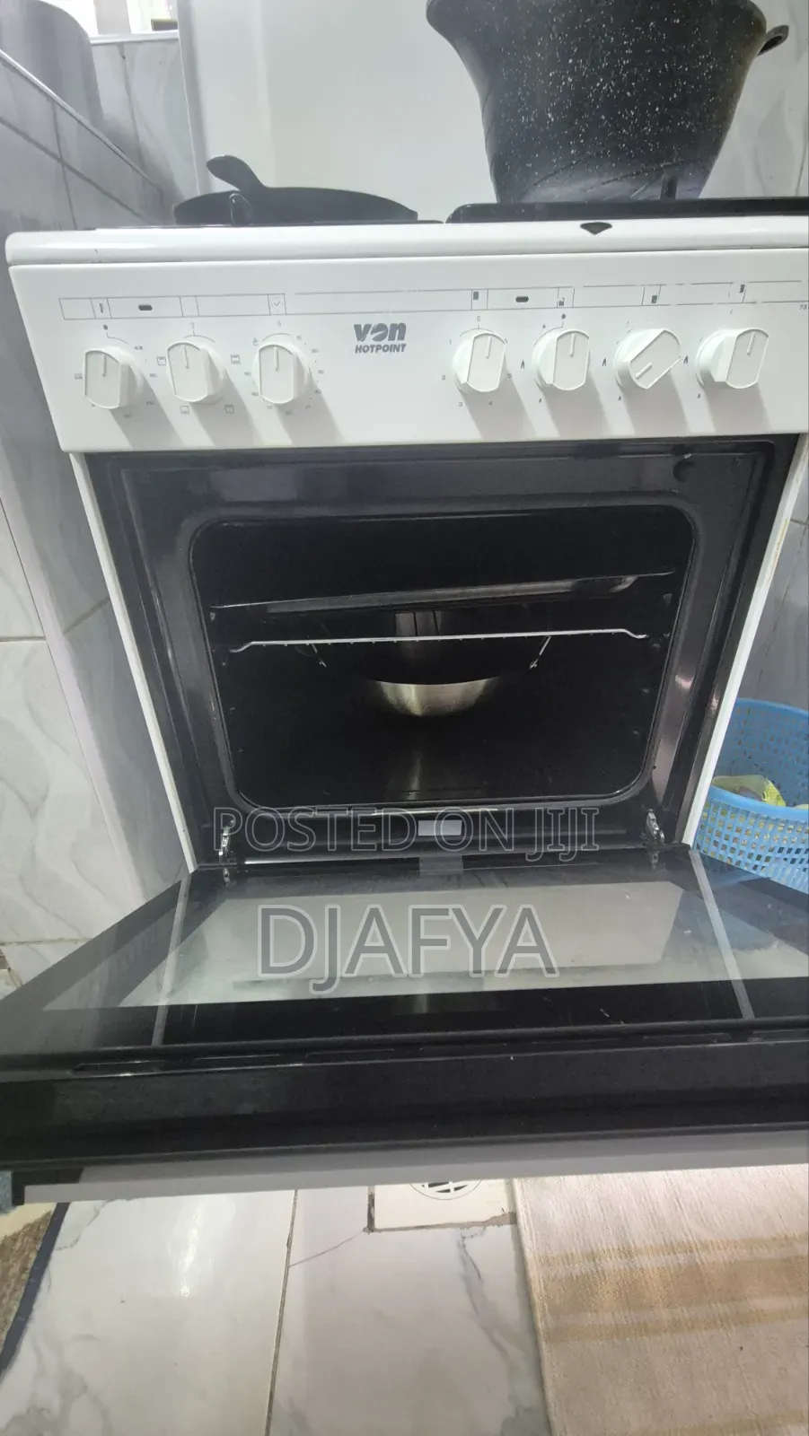 VON Hotpoint 3 Gas 1 Electric Cooker With Oven