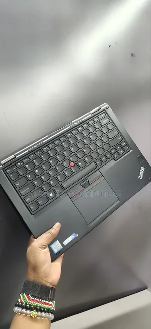 Laptop Lenovo ThinkPad X1 Yoga 8GB Intel Core i5 SSD 256GB