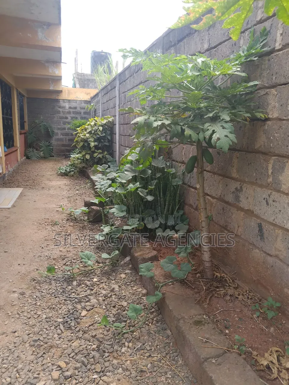 3bdrm House in Gwa Kairu, Murera for sale