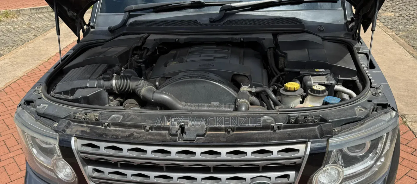Land Rover Discovery 2015 Gray