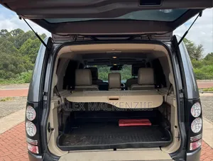 Land Rover Discovery 2015 Gray