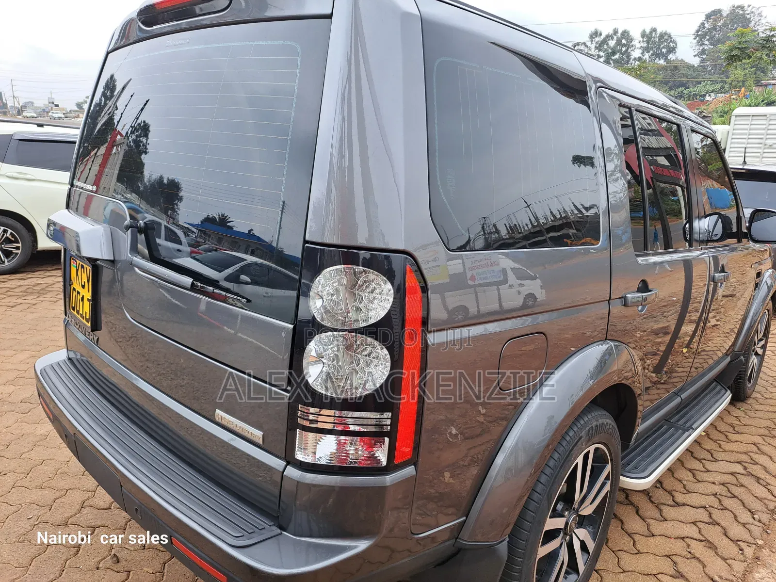 Land Rover Discovery 2015 Gray