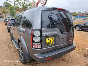 Land Rover Discovery 2015 Gray