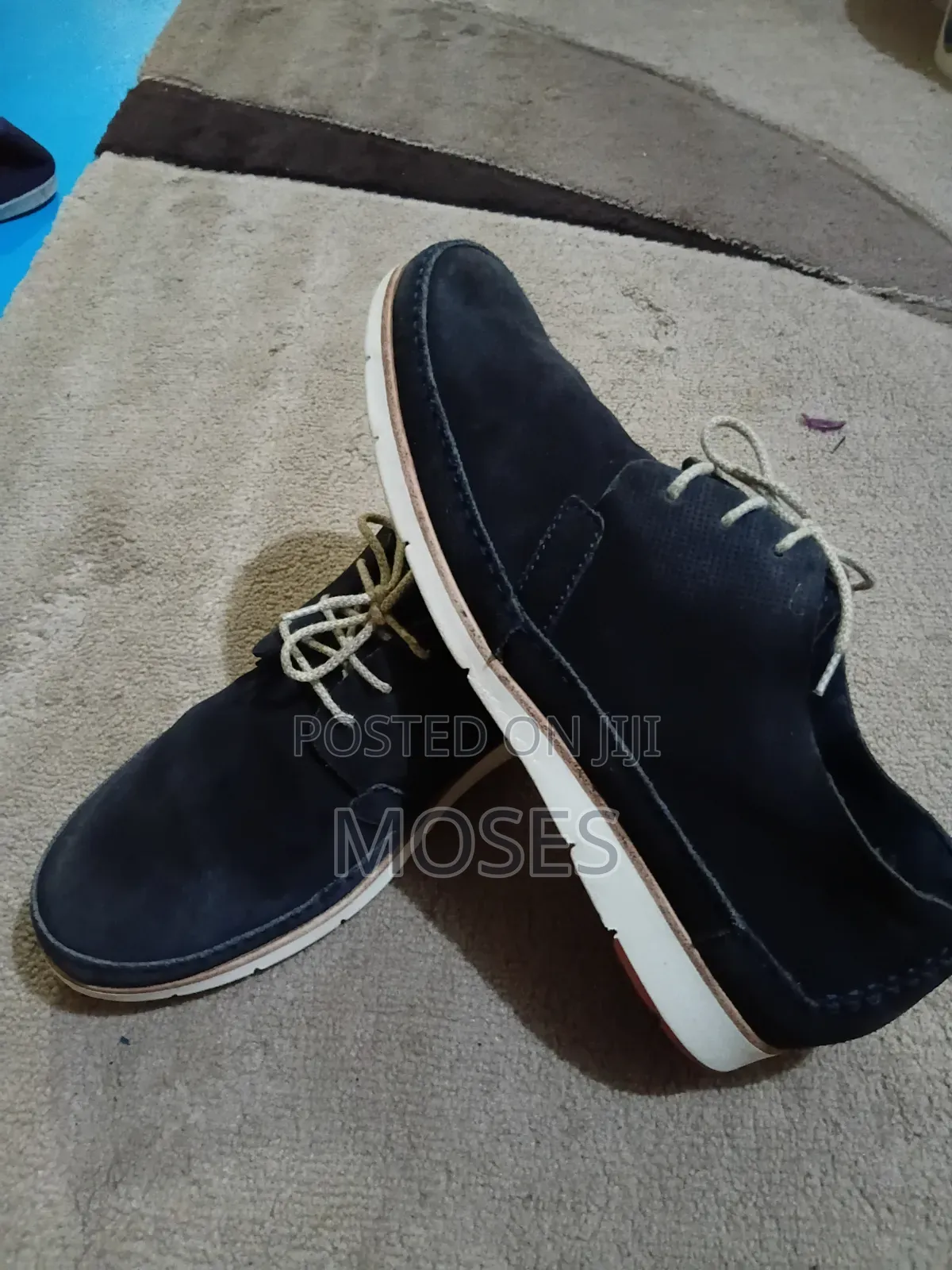 Mtumba Shoes