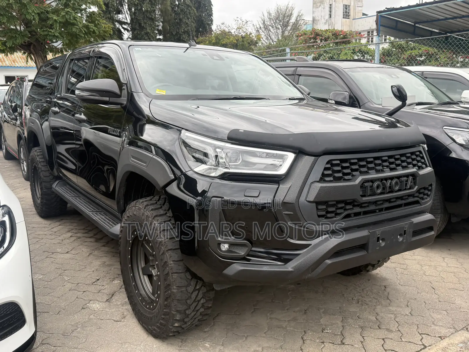 Toyota Hilux Revo Double Cab Deisel 2.4 AWD 2021 Matt Black