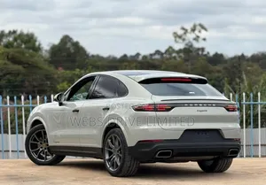 Porsche Cayenne 2020 White